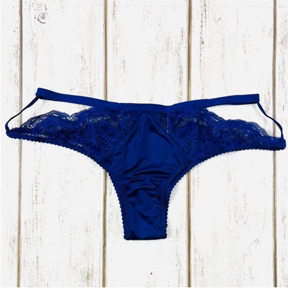 Victoria’s Secret Cheeky Pantie Medium - Picture 5 of 11